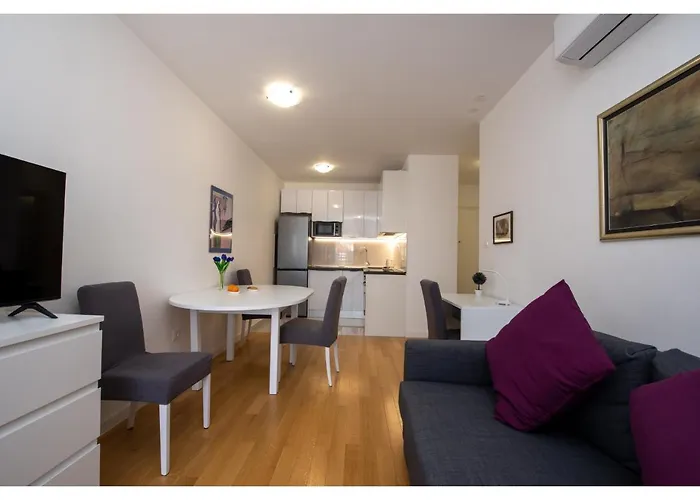 S'akvarel 2 - Private Garage Apartment *