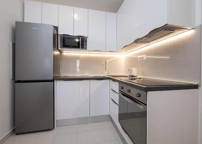 Apartment S'akvarel 2 - Private Garage